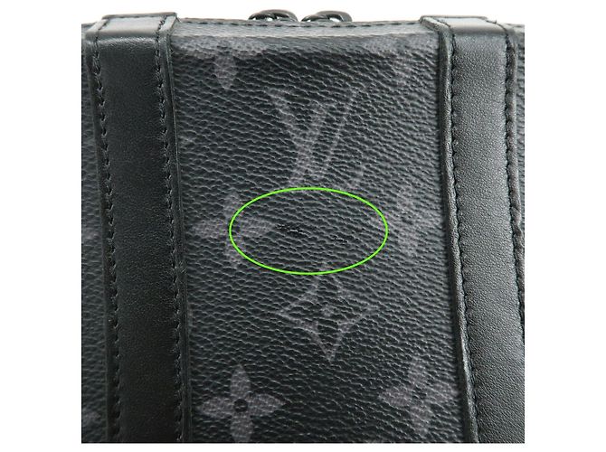 Louis Vuitton Monogram Eclipse Soft Trunk Wallet Shoulder Bag M69838 - vista 17