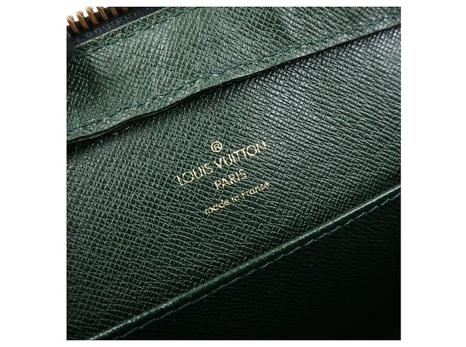Louis Vuitton Taiga Baikal Clutch Bag Pouch Epicea M30184 - vista 21