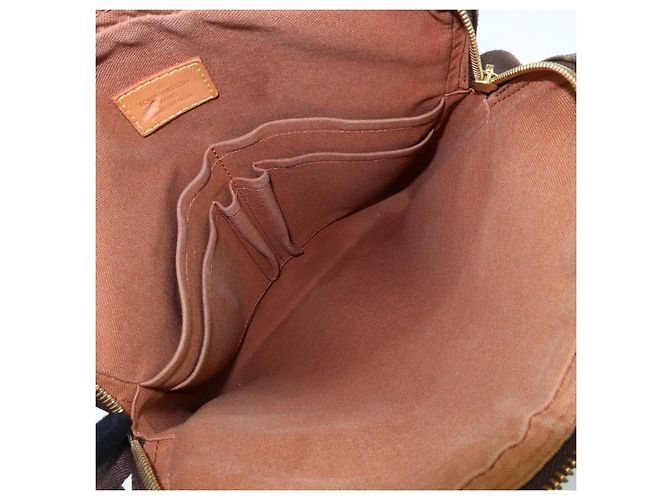 Borsa a tracolla Louis Vuitton Monogram Trotteur Beaubourg Brown M97037 - vista 19