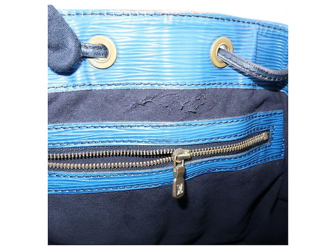 Borsa a tracolla Louis Vuitton Epi Petit Noe Bi-color Noir Blue Ｍ44152 - vista 21