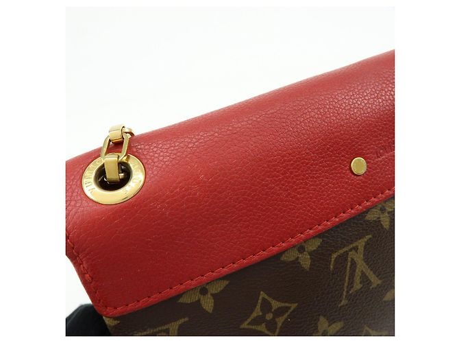 Borsa a mano Louis Vuitton Monogram Pallas Chain Brown Red M41201 - vista 15