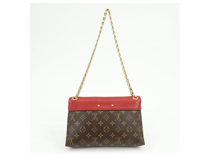 Borsa a mano Louis Vuitton Monogram Pallas Chain Brown Red M41201 - vista 2