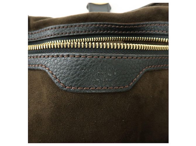 Borsa a tracolla Louis Vuitton Monogram Mahina L in pelle Noir Black M95765 - vista 20