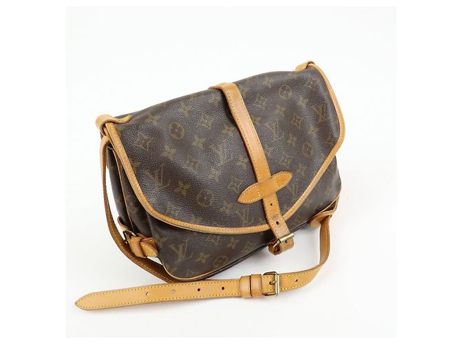 Louis Vuitton Monogram Saumur 30 Canvas Shoulder Bag Brown M42256 - vista 4
