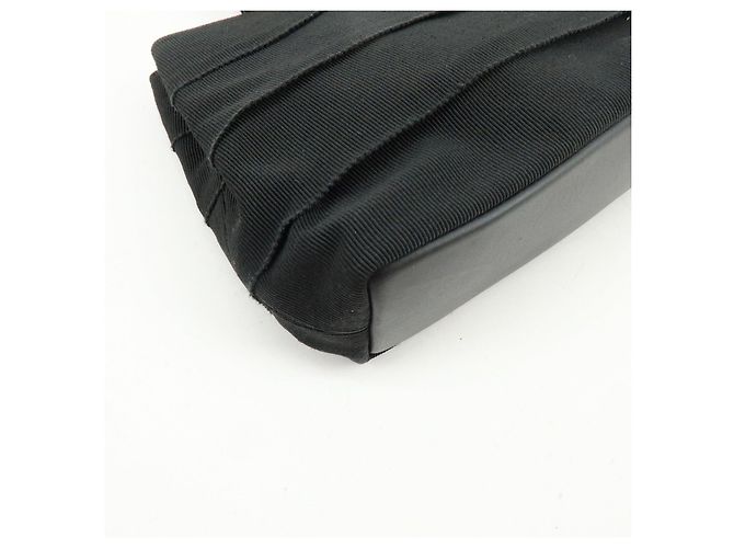 Salvatore Ferragamo Ferragamo Vara Canvas Leder Tiered Handtasche Pouch Schwarz - Ansicht 8