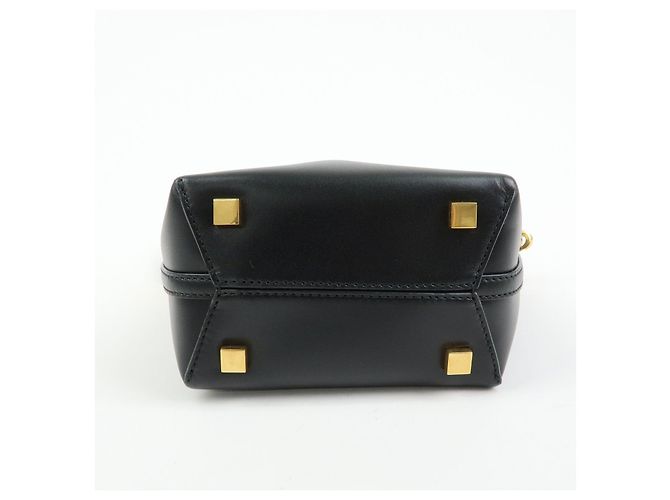 Autre Marque SAINT LAURENT PARIS Cassandra LE 37 Mini Borsa a Secchiello 2WAY in pelle di vitello - vista 5