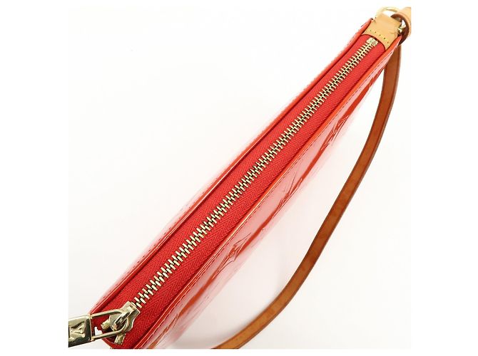Louis Vuitton Monogram Vernis Lexington Accessoires Pouch Rouge M91132 - vista 19