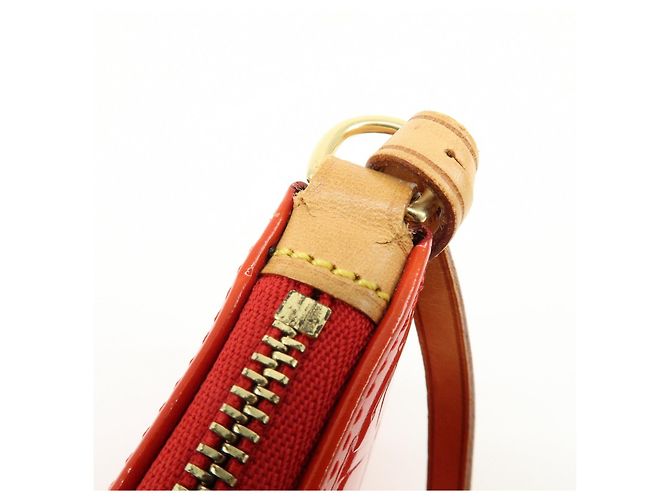 Louis Vuitton Monogram Vernis Lexington Accessoires Pouch Rouge M91132 - vista 20