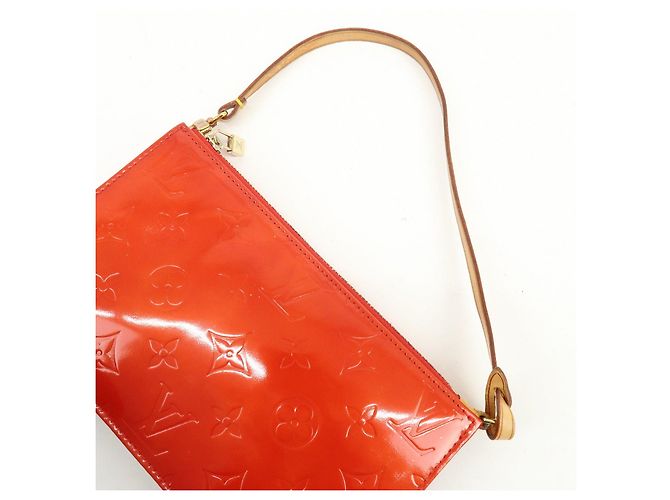 Louis Vuitton Monogram Vernis Lexington Accessoires Pouch Rouge M91132 - vista 6