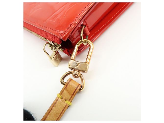 Louis Vuitton Monogram Vernis Lexington Accessoires Pouch Rouge M91132 - vista 9