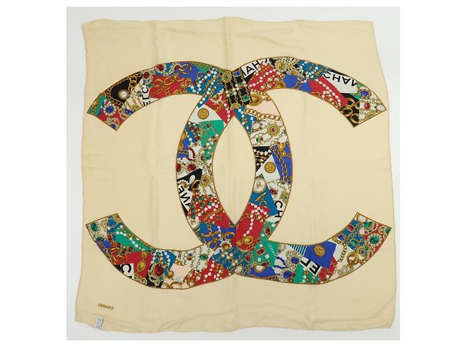 Sciarpa CHANEL COCO Mark 100% seta Motivo Gioielli Beige Multicolor - vista 2