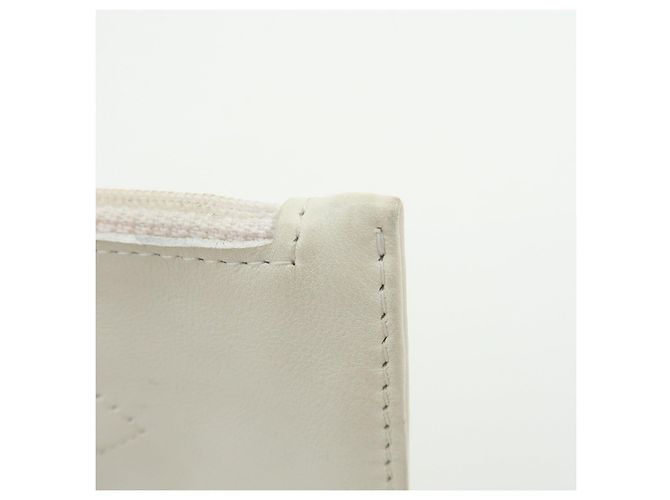CHANEL COCO Mark Neceser de piel Bolso plano Blanco - vista 10