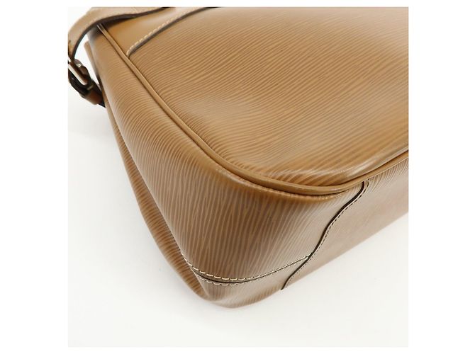 Borsa a mano in pelle Louis Vuitton Epi Passy PM Camel M59261 - vista 11