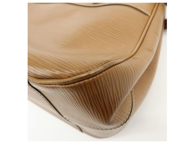 Borsa a mano in pelle Louis Vuitton Epi Passy PM Camel M59261 - vista 14