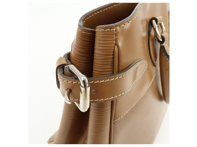 Borsa a mano in pelle Louis Vuitton Epi Passy PM Camel M59261 - vista 17