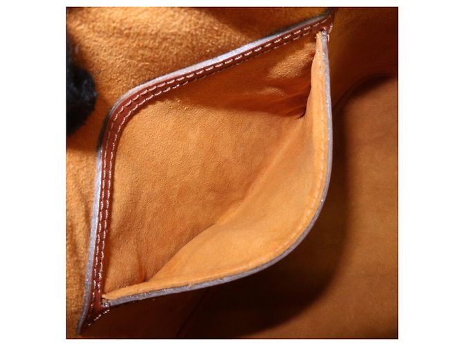Louis Vuitton Epi Alma PM Leather Hand Bag Kenya Brown M52143 - vista 21