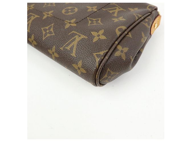 Borsa a tracolla Louis Vuitton Monogram Favorite MM Brown M40718 - vista 12