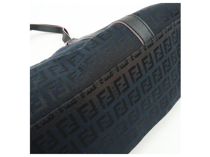 FENDI Borsa Tote e Borsa a Spalla in Tela Zucchino e Pelle Nera 8BH215 - vista 14