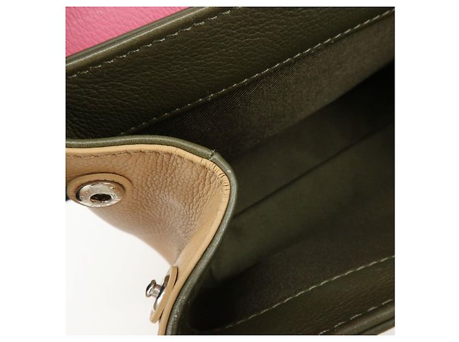 Louis Vuitton LOCKME 2 BB Borsa a mano 2 vie in pelle Rose Khaki M54103 - vista 21