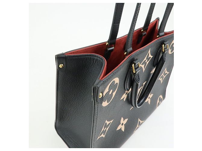 Borsa Tote Louis Vuitton Bicolor Monogram Empreinte On The Go MM M45495 - vista 14
