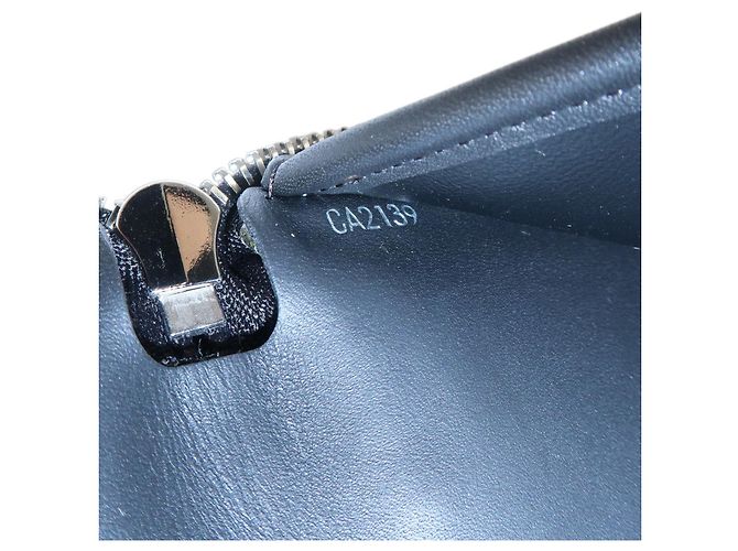 Louis Vuitton Cartera Vertical Zippy de piel Torillon Negra M68228 - vista 12
