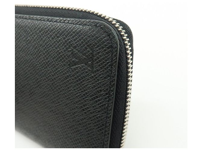 Louis Vuitton Taiga Vertical Round Zippy Wallet Ardoise M30503 - vista 10