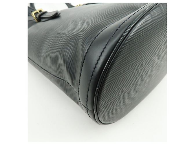 Louis Vuitton Epi Petit Bucket PM Shoulder Bag Noir M58992 - vista 11