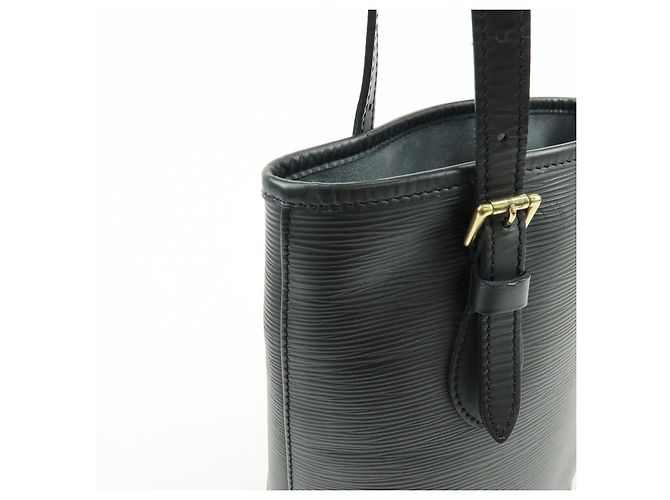Louis Vuitton Epi Petit Bucket PM Shoulder Bag Noir M58992 - vista 14