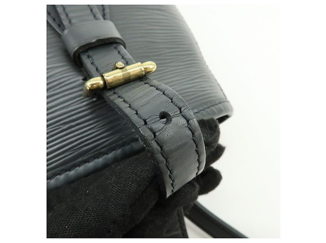 Louis Vuitton Epi Petit Bucket PM Shoulder Bag Noir M58992 - vista 8