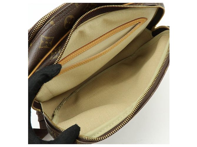 Louis Vuitton Monogram Reporter PM Shoulder Crossbody Bag M45254 - vista 15