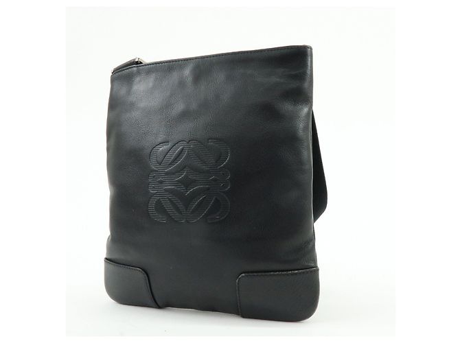 LOEWE Borsa a tracolla Anagram in pelle di vitello Borsa a tracolla Black - vista 3