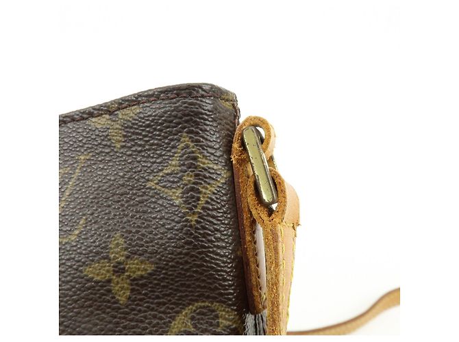 Borsa a tracolla Louis Vuitton Monogram Trotteur Canvas Brown M51240 - vista 16