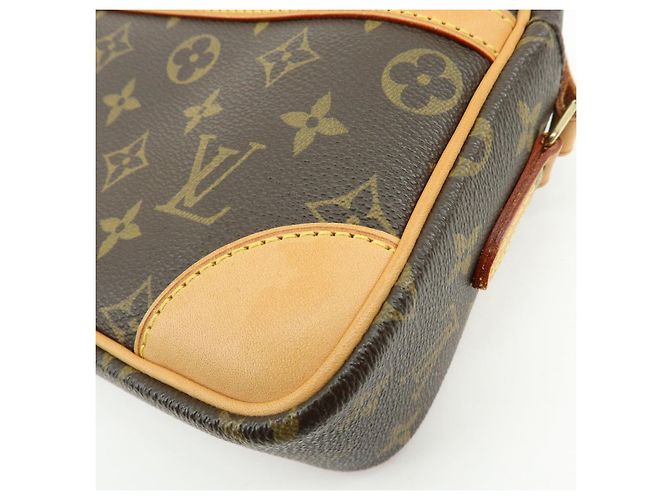 Borsa a tracolla Louis Vuitton Monogram Trocadero 27 M51274 - vista 12