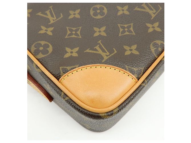 Borsa a tracolla Louis Vuitton Monogram Trocadero 27 M51274 - vista 13