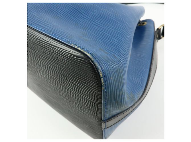 Borsa a tracolla Louis Vuitton Epi Petit Noe Bicolor Blue Noir Ｍ44152 - vista 13