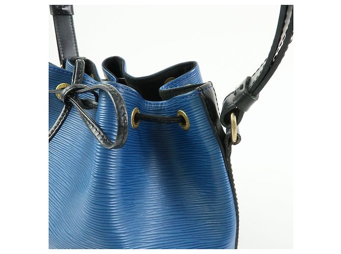 Borsa a tracolla Louis Vuitton Epi Petit Noe Bicolor Blue Noir Ｍ44152 - vista 14