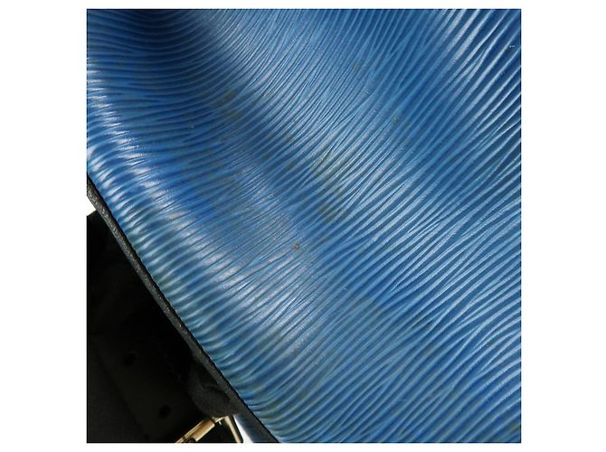 Borsa a tracolla Louis Vuitton Epi Petit Noe Bicolor Blue Noir Ｍ44152 - vista 17