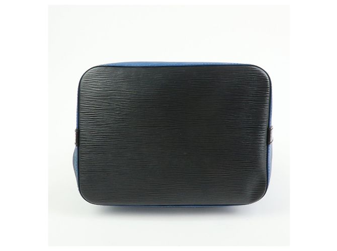 Borsa a tracolla Louis Vuitton Epi Petit Noe Bicolor Blue Noir Ｍ44152 - vista 5