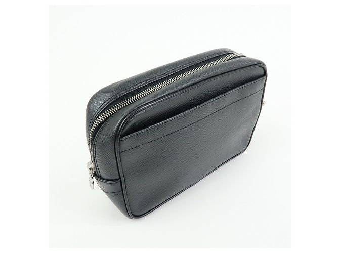 Louis Vuitton Taiga Leather Karga Clutch Bag Pouch Black M30812 - vista 4