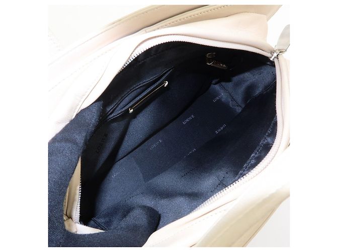 LOEWE Borsa 2Way in pelle nappa Anagram Borsa a mano e a tracolla Ivory - vista 21