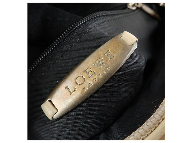 LOEWE Borsa 2Way in pelle nappa Anagram Borsa a mano e a tracolla Ivory - vista 24