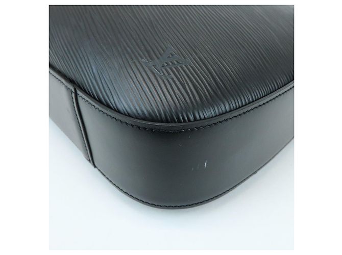 Borsa a spalla e a mano Louis Vuitton Epi Reverie Noir Black M52162 - vista 11