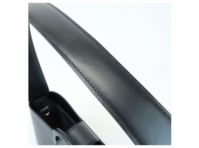 Borsa a spalla e a mano Louis Vuitton Epi Reverie Noir Black M52162 - vista 7