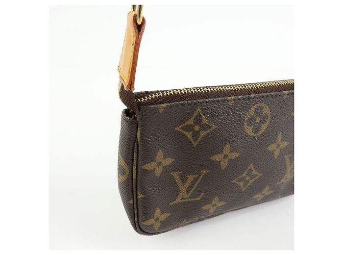 Louis Vuitton Monogram Mini Pochette Accessoires Hand Bag M58009 - vista 16