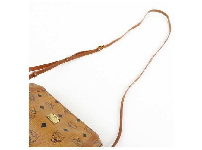 Borsa a tracolla e borsa a spalla MCM Visetos in pelle PVC Marrone - vista 6
