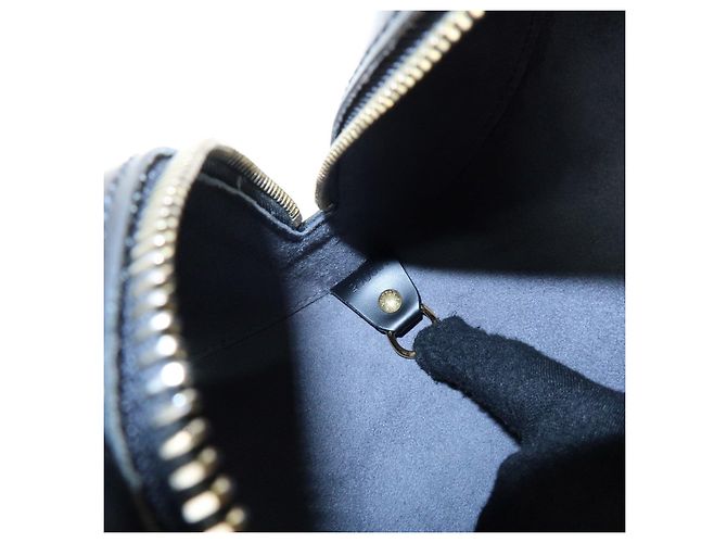Borsa a tracolla e pochette Louis Vuitton Epi Soufflot Noir M52222 - vista 24