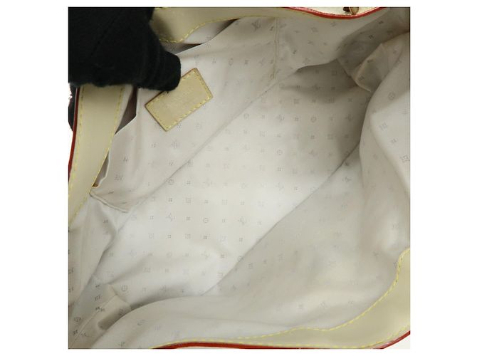 Borsa a tracolla Louis Vuitton Suhari Impetueux in pelle Blanc M91858 - vista 20