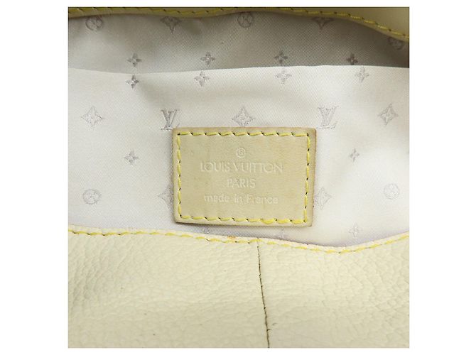 Borsa a tracolla Louis Vuitton Suhari Impetueux in pelle Blanc M91858 - vista 23