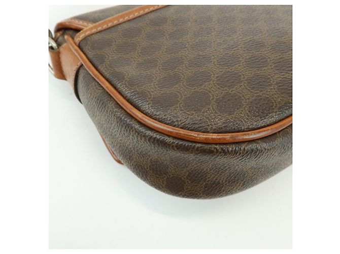 Céline CELINE Borsa a tracolla e a spalla in pelle e PVC Macadam Marrone - vista 12
