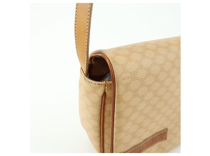 Céline Borsa a tracolla e borsa a spalla CELINE Macadam PVC Leather Beige Camel - vista 16